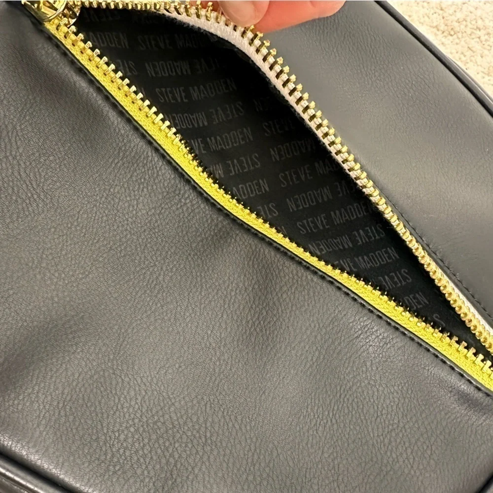 Steve Madden Backpack Multi Zipper Black Yellow Adjustable Strap Purse Bag Tote